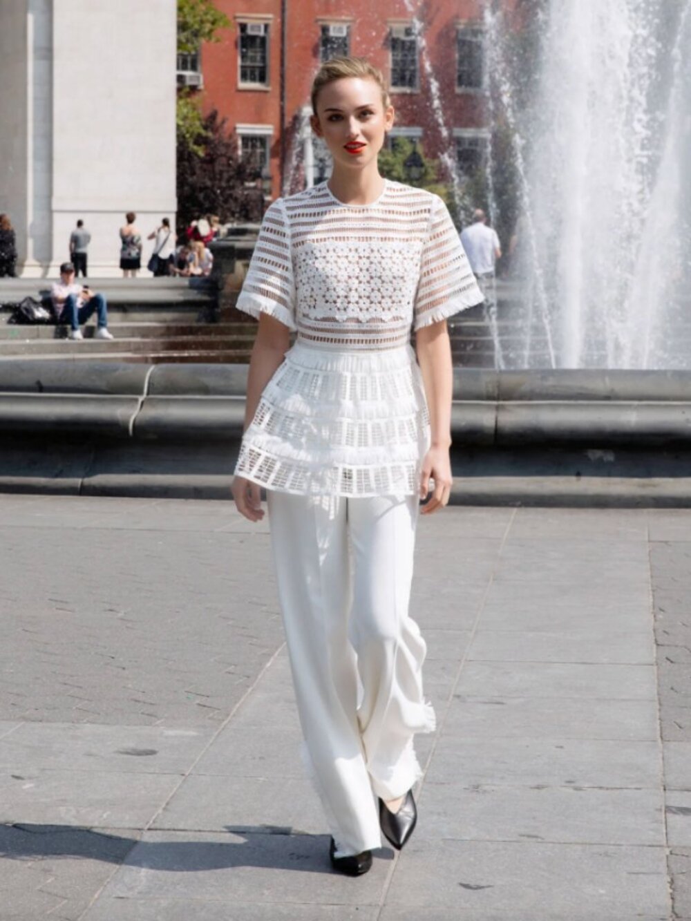 NWOT Lela Rose Peplum Blouse Top Shirt Tunic Womens 0 White 2018 Vogue Runway